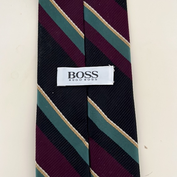Hugo Boss Navy, Maroon, Green Striped Silk Tie - Picture 3 of 5